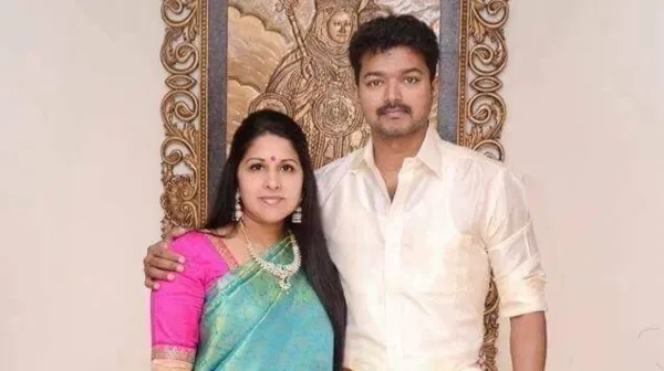 Actor Vijay's Uncle Clarifies Separation Rumors and Sangeetha's Stay in London.