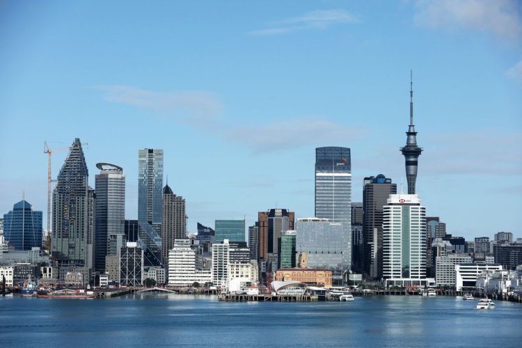 New Zealand Revamps Golden Visa Program: Easier Rules for Wealthy Investors in 2024.